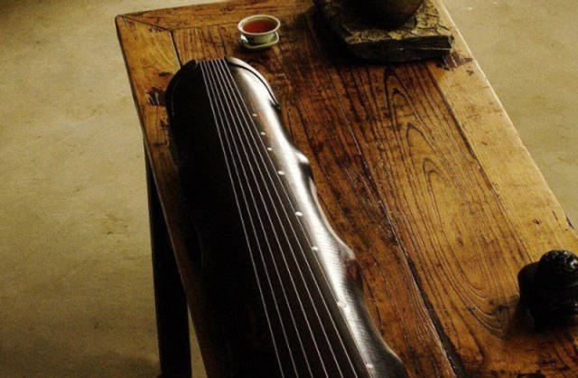 黄石市古琴蕴含的传统文化，一把古琴制备出来要两年的时间